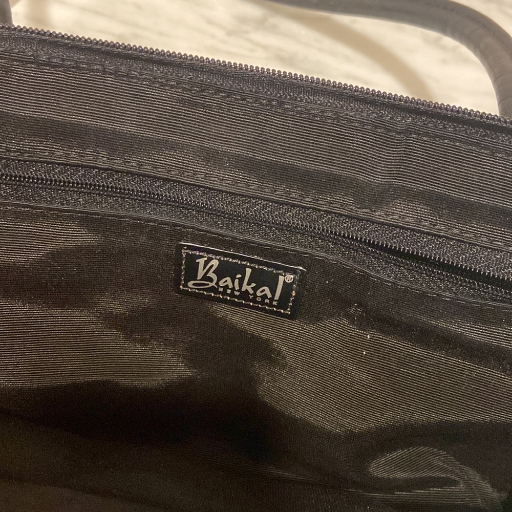 Black And White Rectangular Purse - image 4